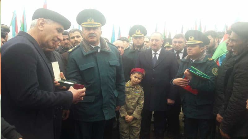 Ötən gün şəhid olan sərhədçi medalla təltif edildi (FOTO)