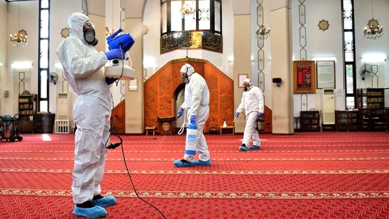 Mollalara koronavirus xəbərdarlığı: cümə namazı 10 dəqiqəni keçməsin