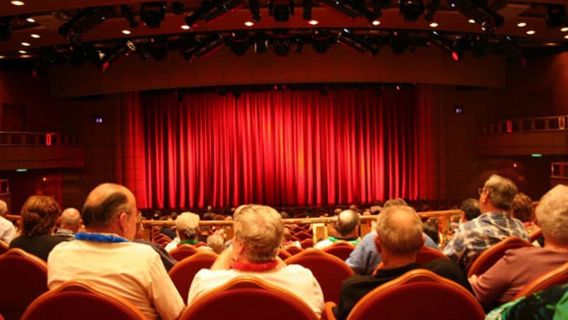 Bütün teatrların fəaliyyəti dayandırıldı