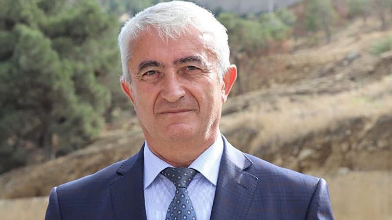 Nazir Əziz Qaralovu işdən çıxardı