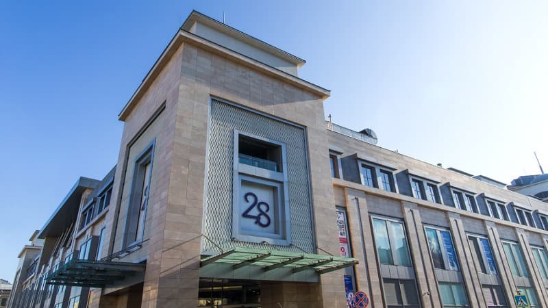 “28 Mall” ticarət mərkəzi bağlandı