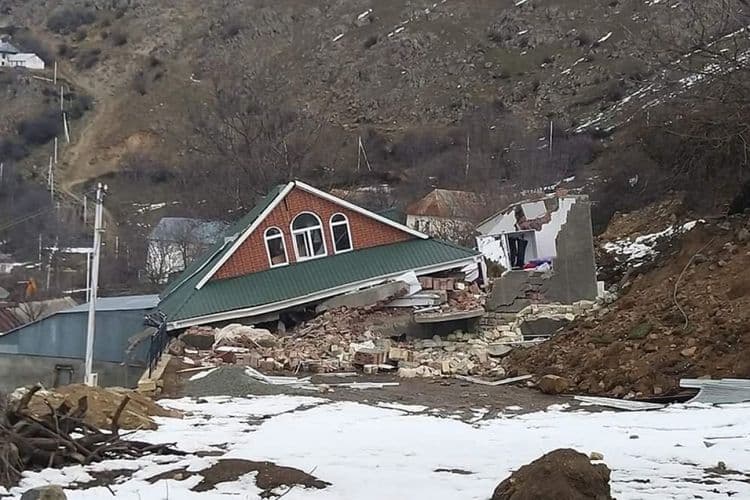Lerikdə sürüşmə zonasında monitorinq aparılır