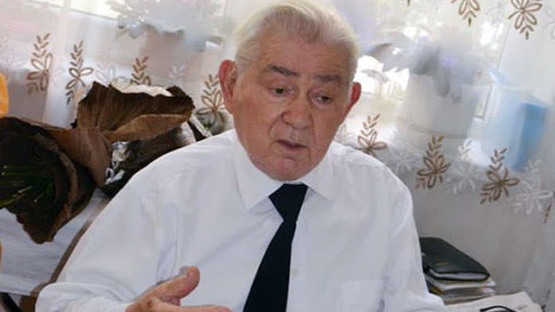 İstefada olan polkovnik dünyasını dəyişdi