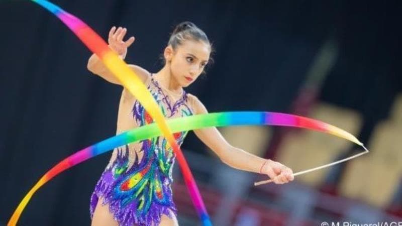 Gimnastımız bir gündə 3 medal qazandı