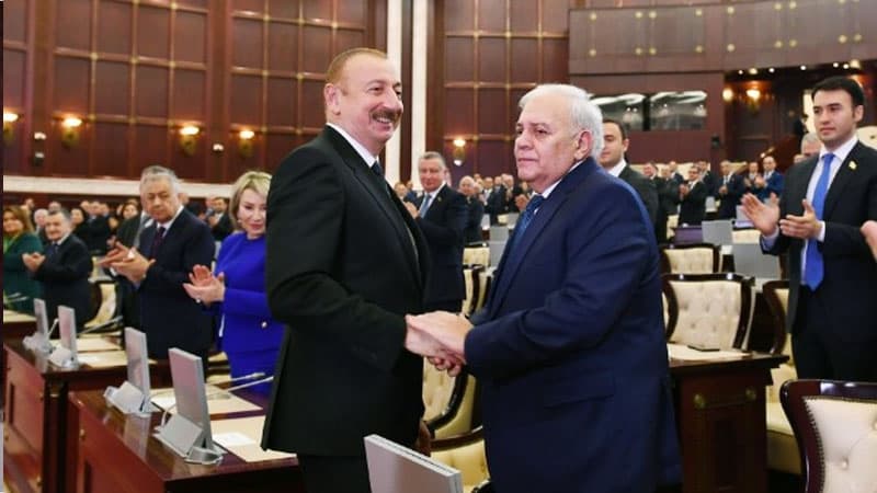Prezident Oktay Əsədovla belə sağollaşdı  (FOTOLAR)