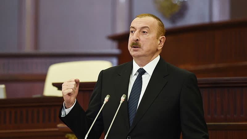 İlham Əliyev: "Hələ hesab edirik ki, icra başçısı ağadır, xandır, istədiyini edə bilər"