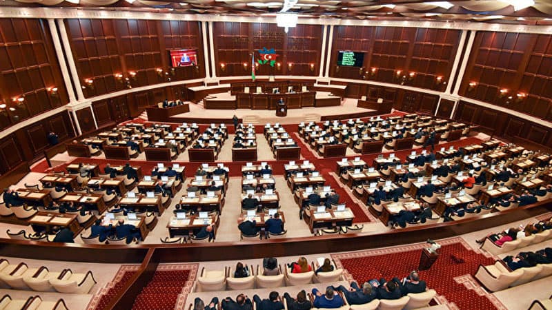 Deputatlar nə qədər maaş alacaqlar? (MƏBLƏĞ)