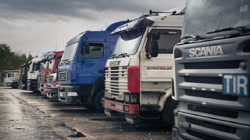 Bakı Limanında xeyli sayda TIR-ların qalmasının səbəbi açıqlandı
