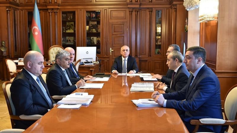 Nazirlər Kabinetində müşavirə: Baş Nazir dollarla bağlı əhaliyə çağırış etdi