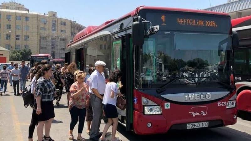 Ekspert: “Avtobuslarda sərnişin sıxlığı azalıb”