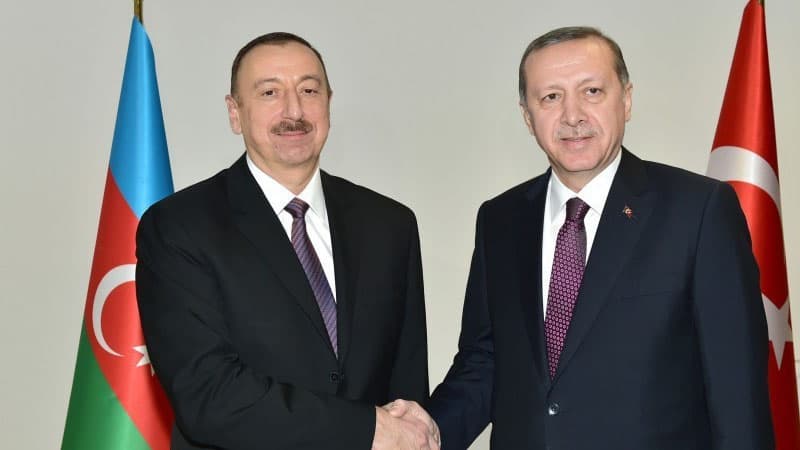 Azərbaycan-Türkiyə sərhəddi bağlandı