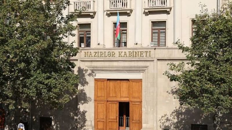 COVID-19-a görə Azərbaycanda bu dövlət strukturları adi iş rejimində çalışacaq (SİYAHI)