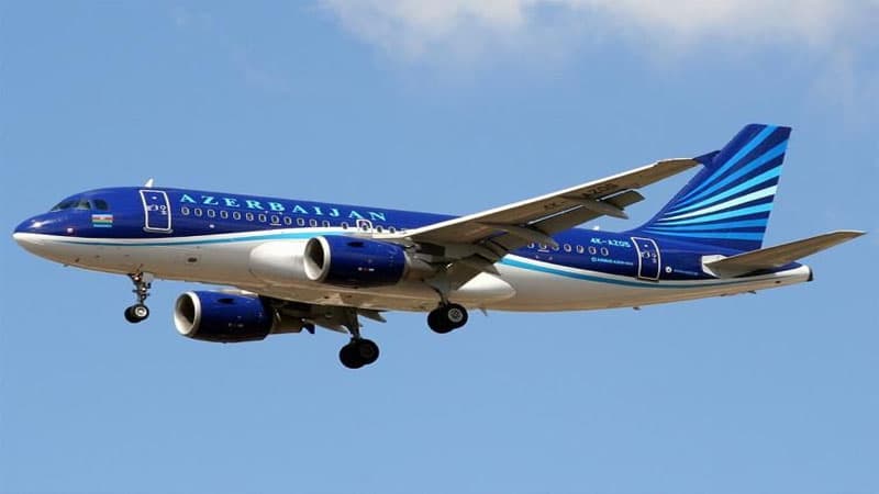 AZAL çarter reyslə İtaliya və Türkiyədən 391 nəfəri ölkəyə gətirdi