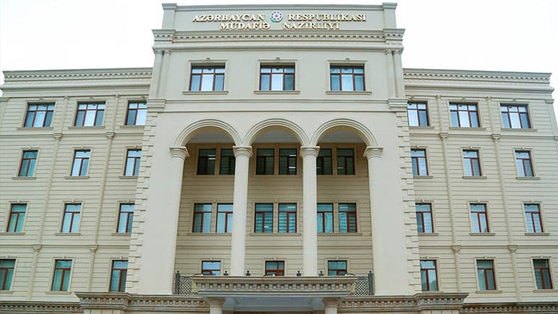 Müdafiə Nazirliyində vətəndaş qəbulu dayandırıldı