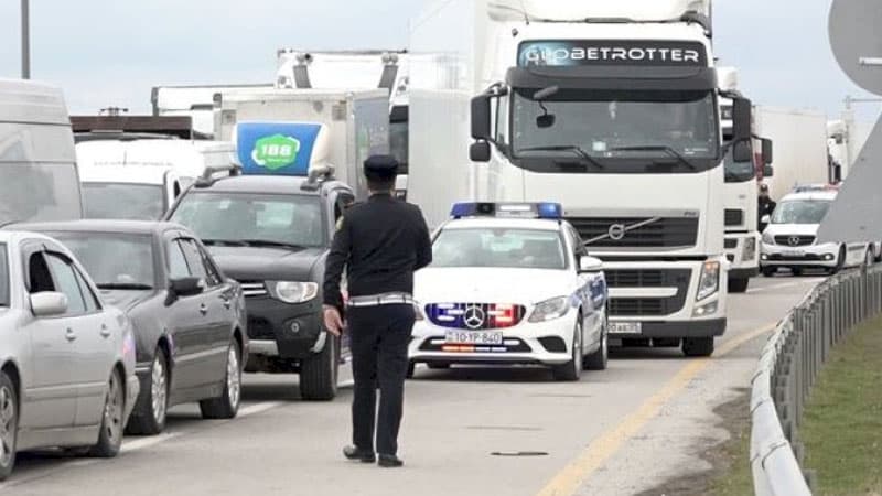 Bakının çıxışında son vəziyyət: Regionlardan gələn maşınlar belə geri qaytarılır (VİDEO)