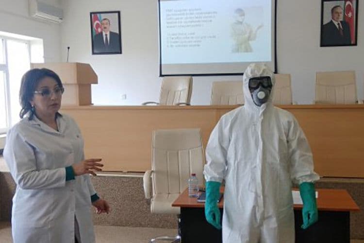 Bakıda koronavirusla mübarizə aparan tibb personalı üçün təlim-treninqlər başladı