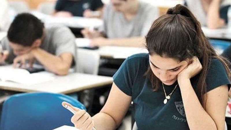 Dərslər nə vaxt başlayır, ali məktəblərə qəbul necə olacaq? (EKSPERT)