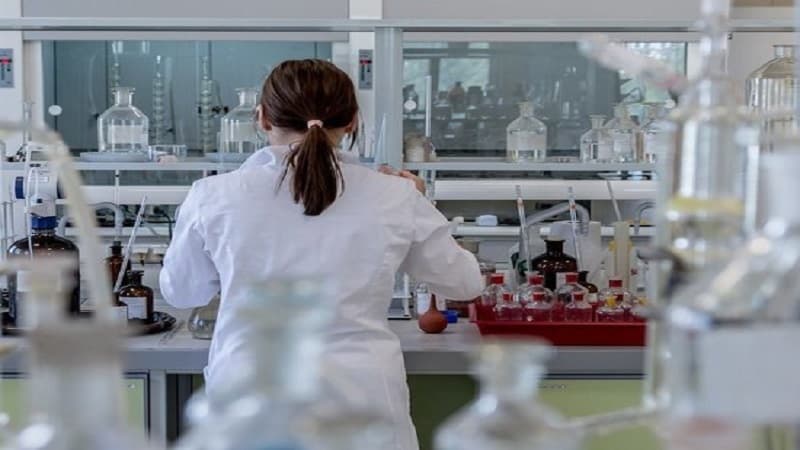 Rusiyada koronavirusa qarşı üç peyvənd hazırlanır
