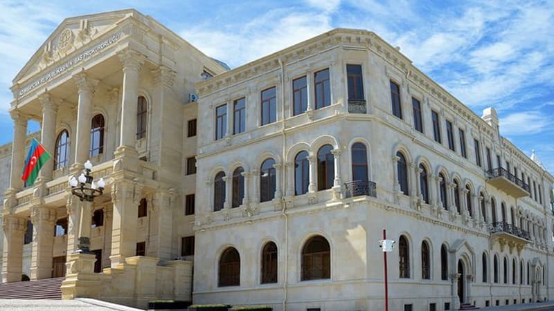 Azərbaycanda bələdiyyə sədrinə cinayət işi açıldı