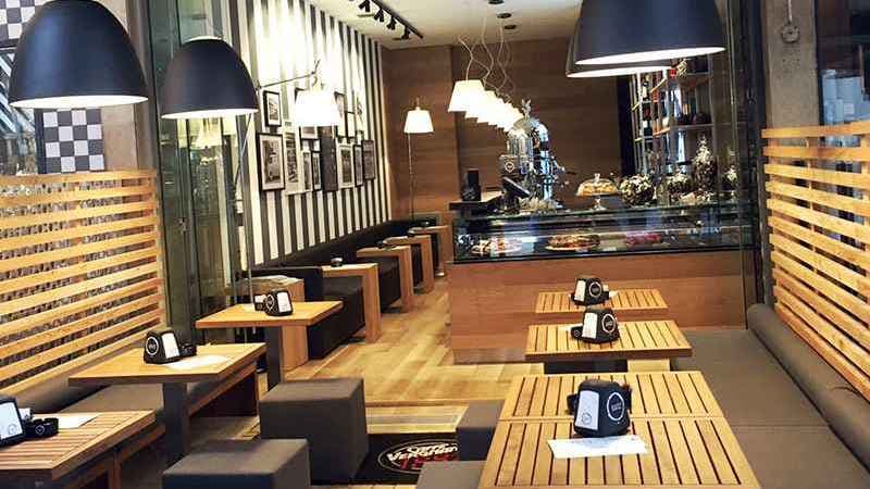 Bakıda karantin rejimini pozan kafe aşkarlandı