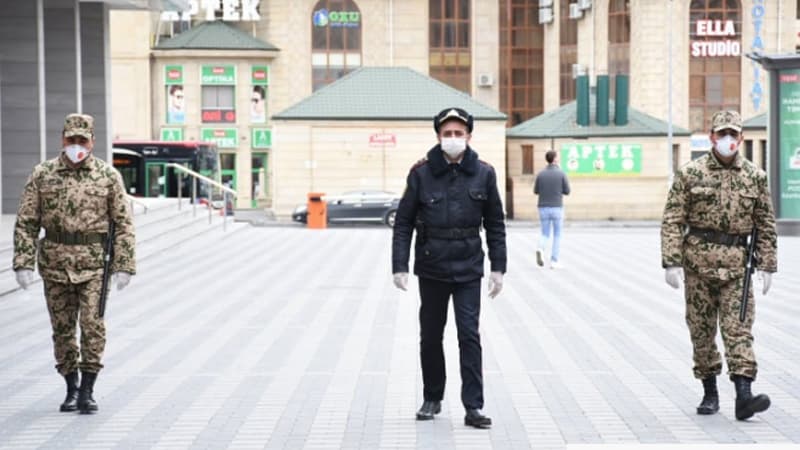 Bakıda evdən çıxma icazəsi olmayan sürücü və sərnişilər cərimələndi