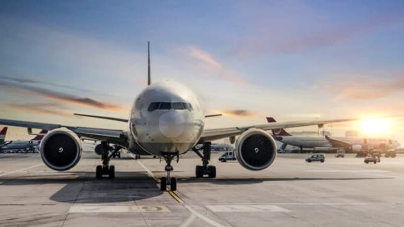 Aviasiya nəhəngi 16 min işçisini ixtisar edir