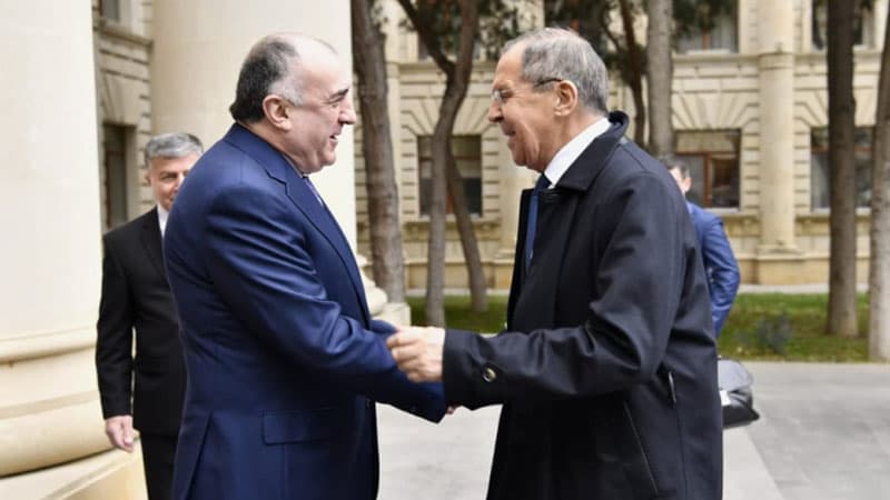 Məmmədyarov Lavrovla telefonla danışdı