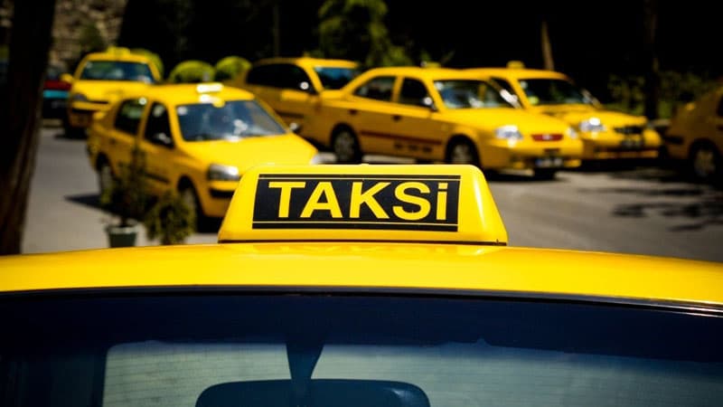 “Bu, qeyri-leqal taksi fəaliyyətinin qarşısını alacaq” (RƏY)
