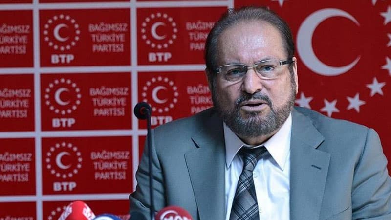 Türkiyədə partiya lideri koronavirusdan öldü