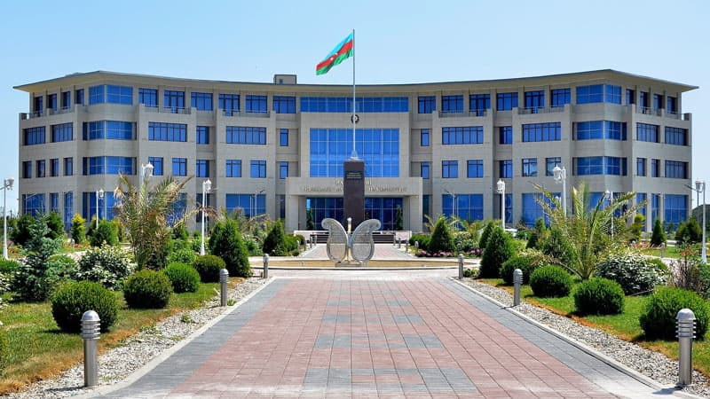 Pirallahı Rayon İcra Hakimiyyəti Kamil Zeynallıya cavab verdi
