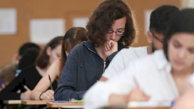 Bu tələbələrin ödədiyi təhsil haqları necə geri qaytarılacaq? (RƏSMİ)