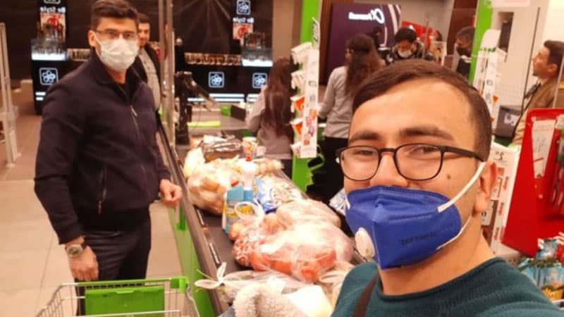 Tanınmış fotoqraf yardım aksiyasına start verdi (FOTO/VİDEO)