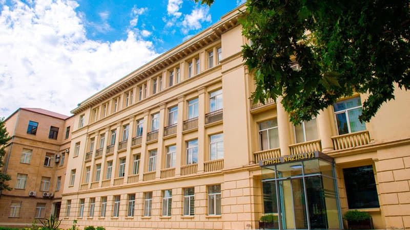 Orta ixtisas üzrə yeni təsnifata 141 ixtisas salınıb (RƏSMİ)