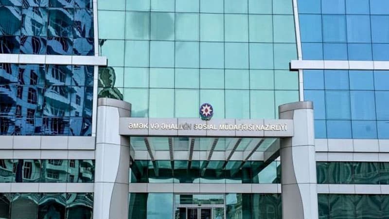 Nazirlik: Dövlət orqanının başqa işəgötürən tərəfindən daxil edilmiş müqaviləyə xitam vermək səlahiyyəti yoxdur