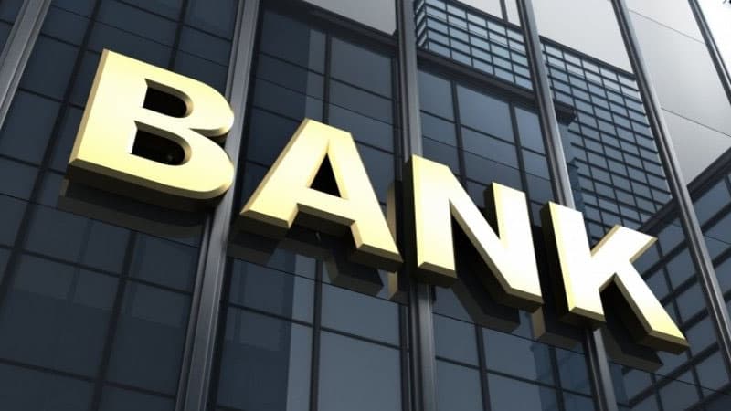 Ekspert hökumətin bank sektoruna dəstək addımlarını şərh edir