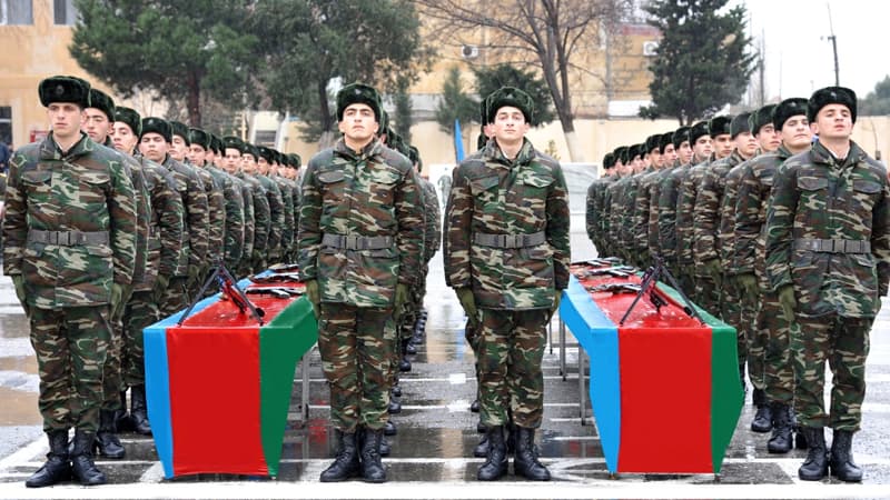 Azərbaycan Ordusundan tərxis başladı