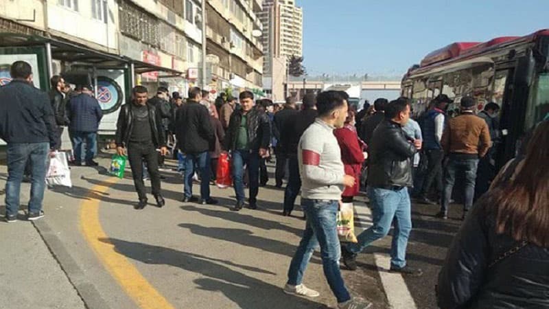 Professor: "Vətəndaşlar belə davam etsə, karantin mayın sonuna kimi uzadıla bilər"
