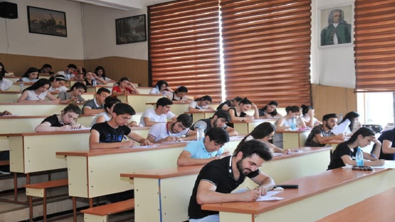 Həssas qrupda olmayan tələbələr II semestrə görə təhsil haqqı ödəməlidirmi?