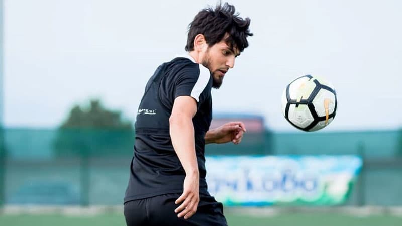 Azərbaycanlı futbolçular karantin rejimini pozdu (VİDEO)