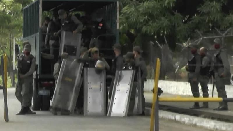 Gizli yolla Venesuelaya sızmaq istəyən 8 terrorçu öldürüldü