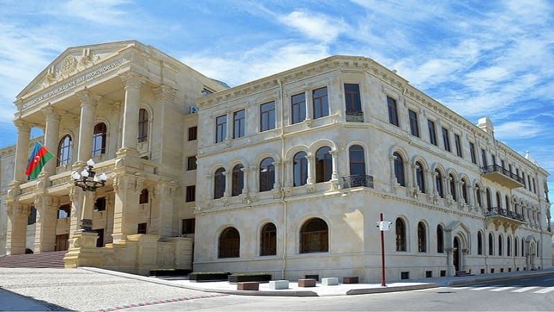 Daha üç vəzifəli şəxs işdən çıxarıldı - Cinayət işi açıldı