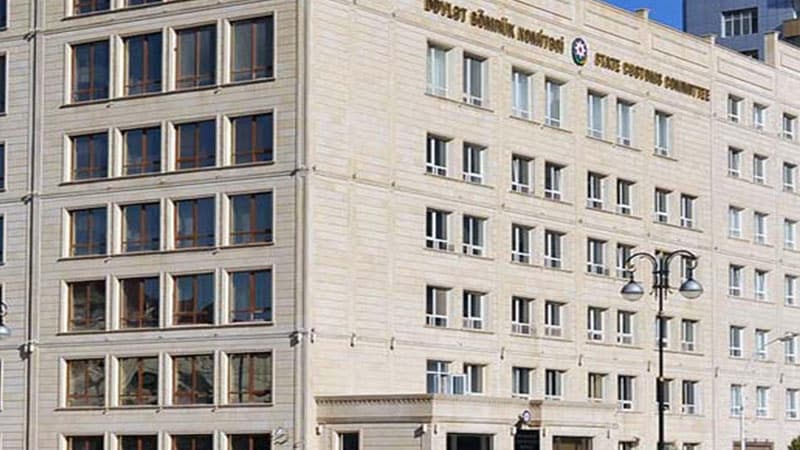 Dövlət Gömrük Komitəsinə göndərilməli olan lisenziya və icazələrin siyahısı müəyyənləşdi