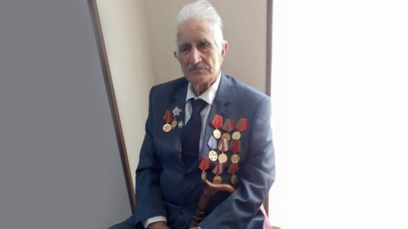 100 yaşlı veteran: “Berlinin 3 kilometrliyinə qədər getdik”  (FOTO)