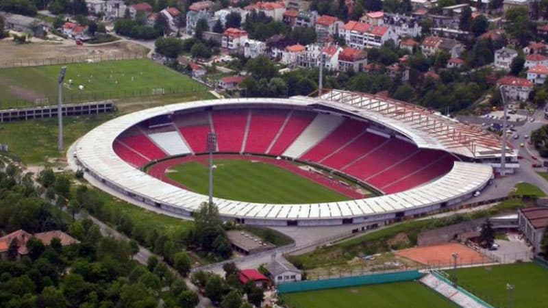 Məşhur stadion xəstəxanaya çevrildi