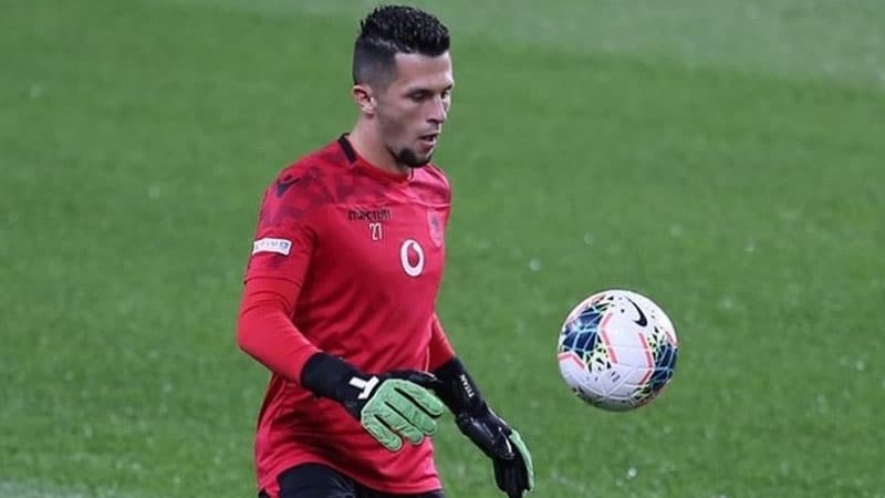 "Qarabağ" millinin qapıçısına təklif göndərdi (RƏSMİ)