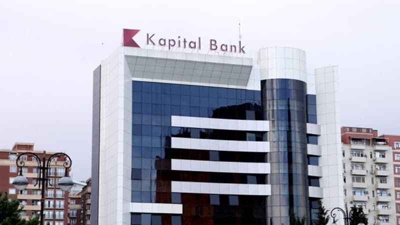 İcra hakimiyyətinin şöbə müdiri “Kapital Bank”ı məhkəməyə verdi