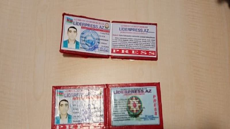 Saxta jurnalist vəsiqəsi hazırlayan şəxs tutuldu (FOTO)