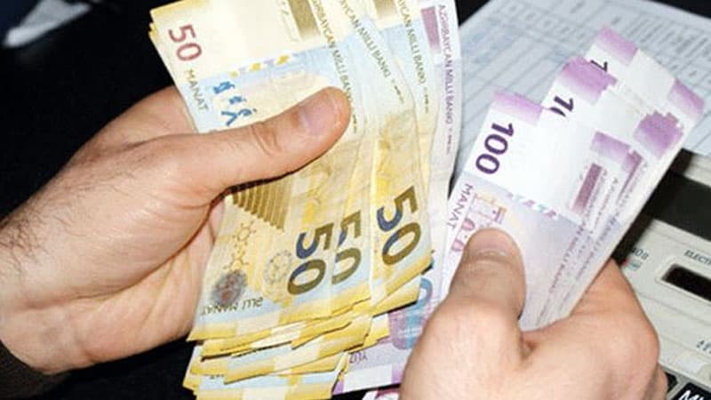 Azərbaycanda bloger cərimələndi