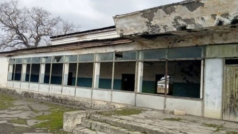 Mədəniyyət mərkəzi bərbad gündədir (FOTOLAR)