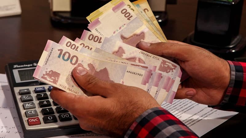 Bu vergi işçiləri məzuniyyətə çıxarkən müavinət alacaqlar